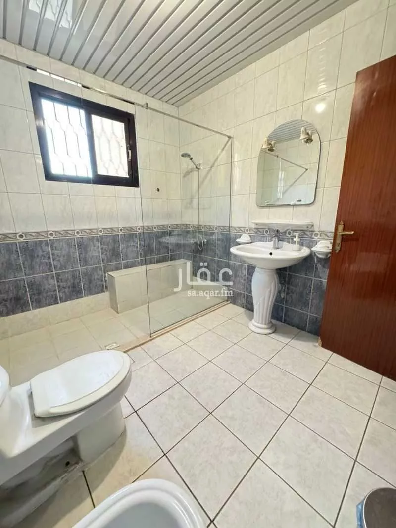 فيلا 5 غرف في العليا 5