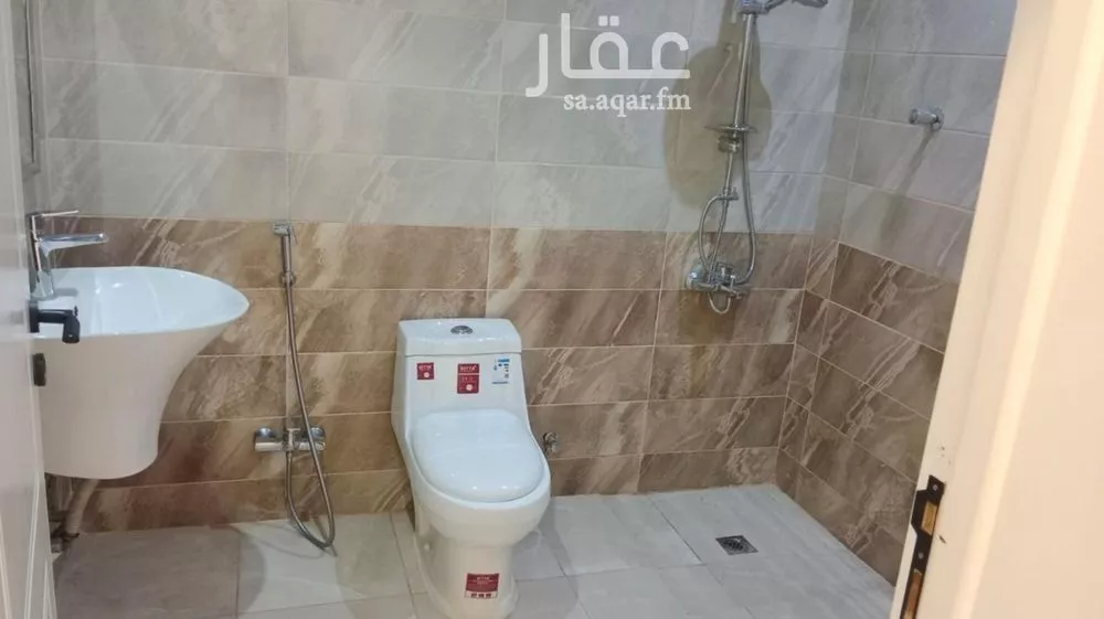 شقة 3 غرف في العارض 2