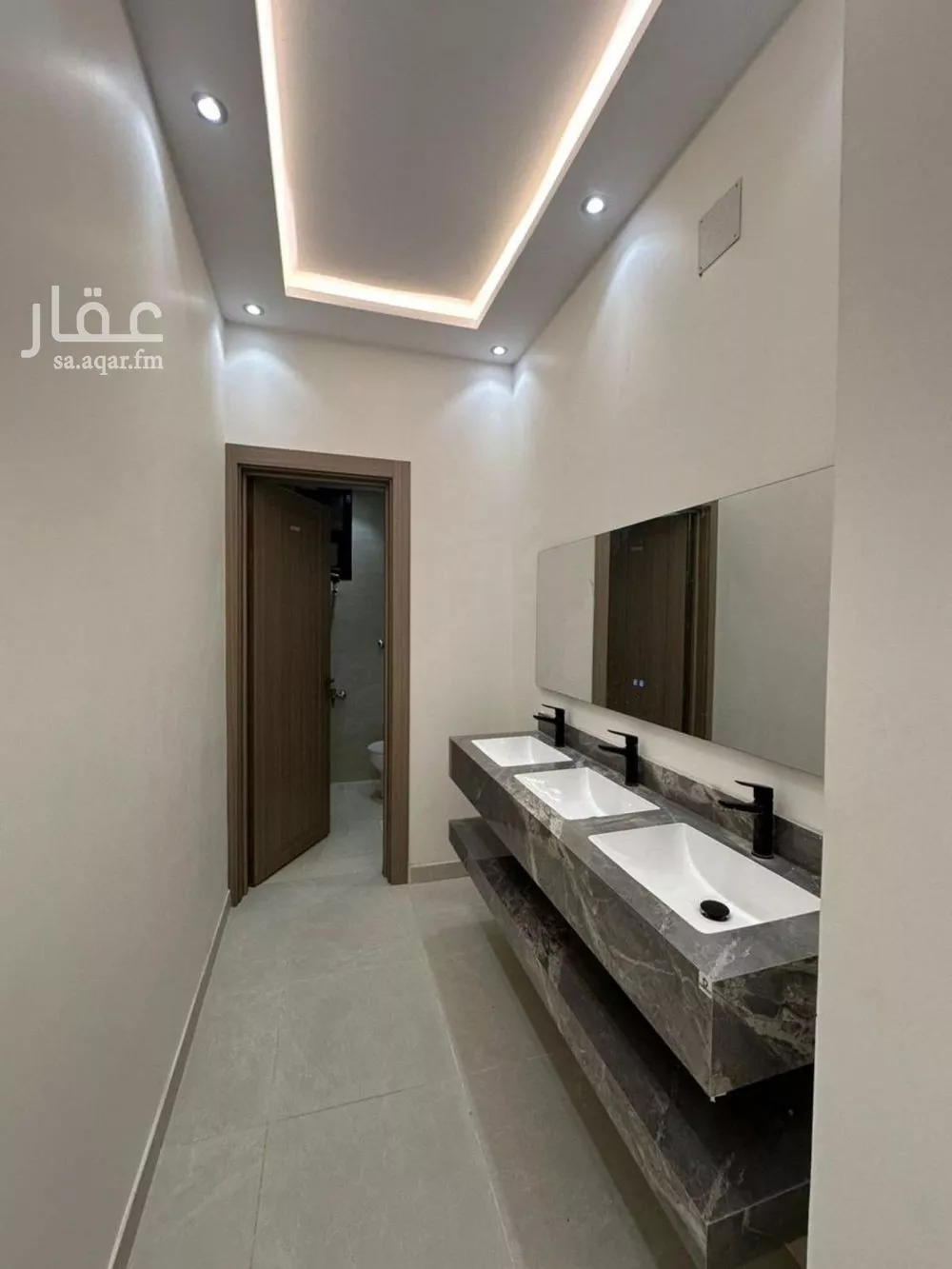 5 bedroom villa in Al Qairawan, Riyadh 15