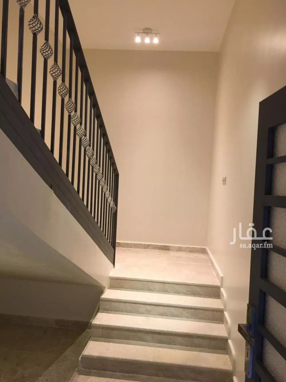 دور 3 غرف في النرجس 2