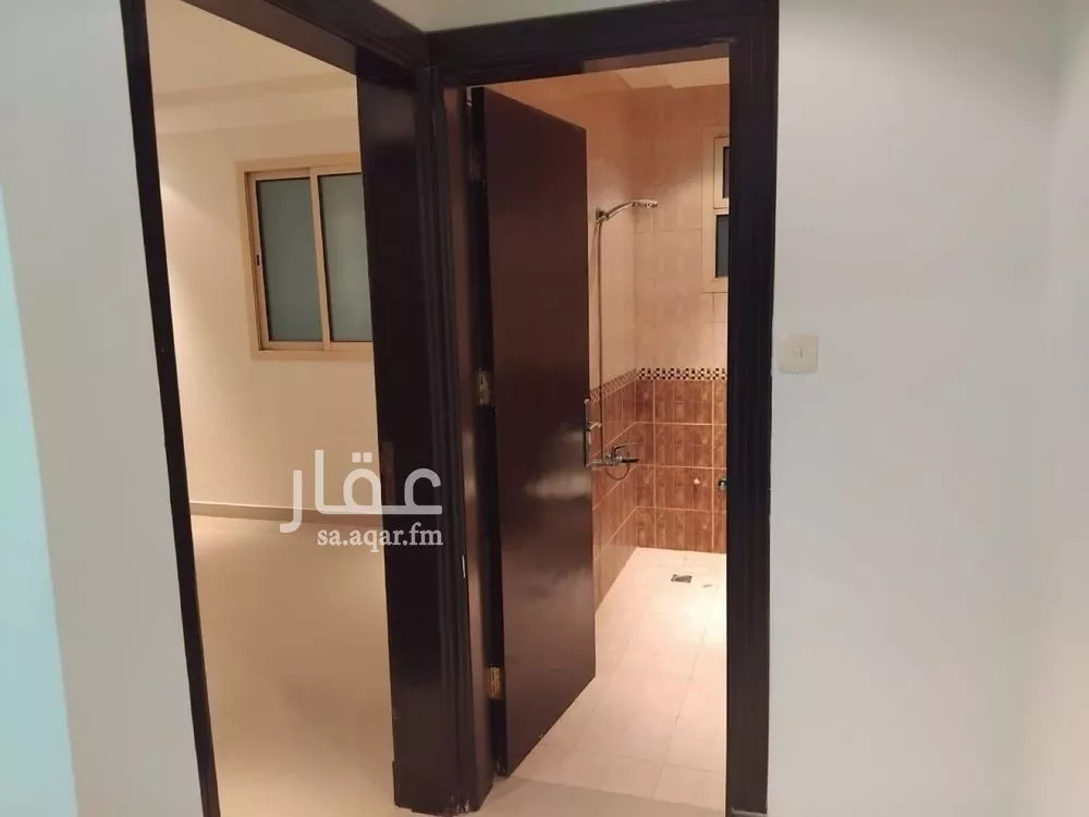 فيلا 3 غرف في العارض 2