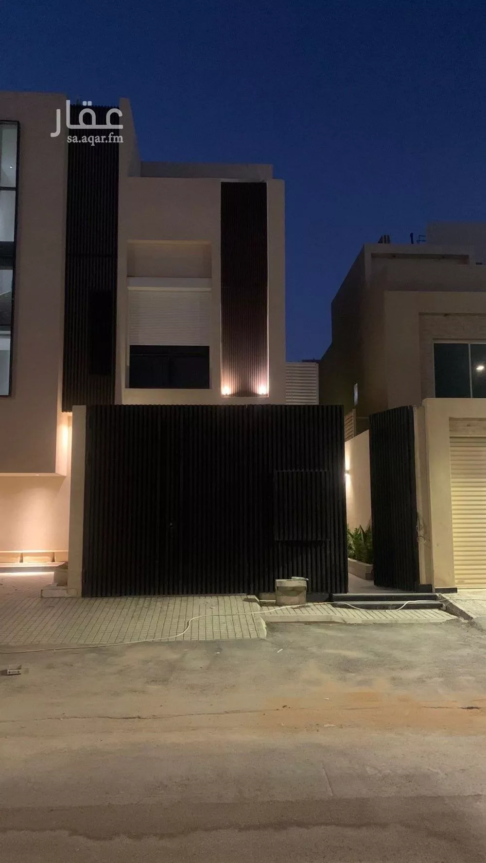 دور 3 غرف في العارض 1