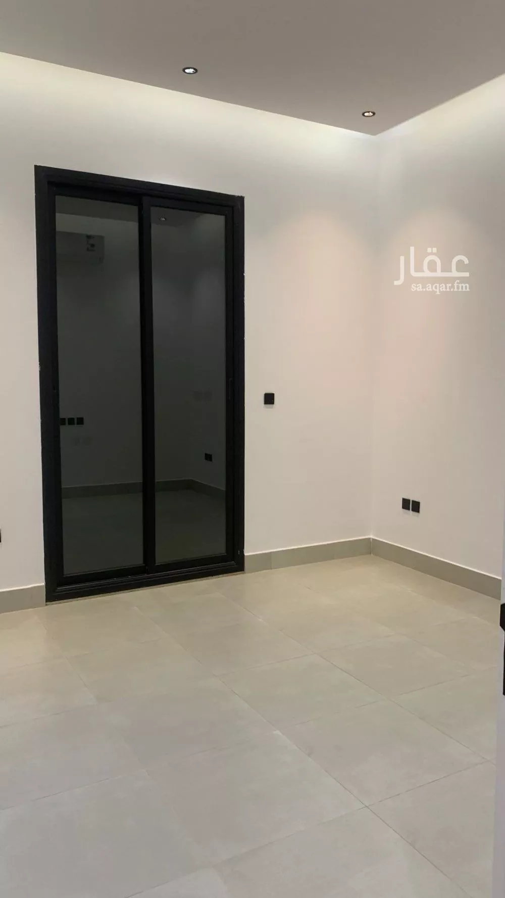 دور 3 غرف في العارض 4