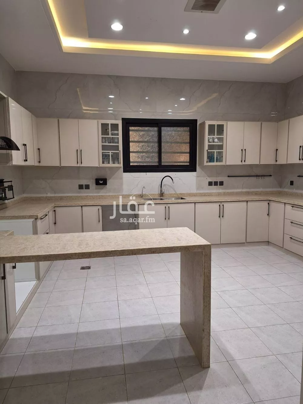 دور 3 غرف في العارض 2