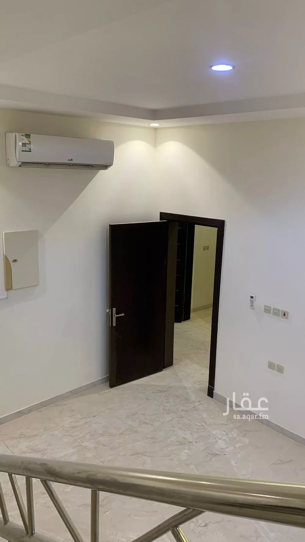 دور 3 غرف في العارض 1