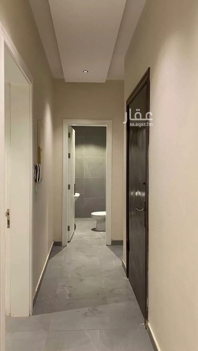 3 bedroom floor in Dhahrat Laban 4