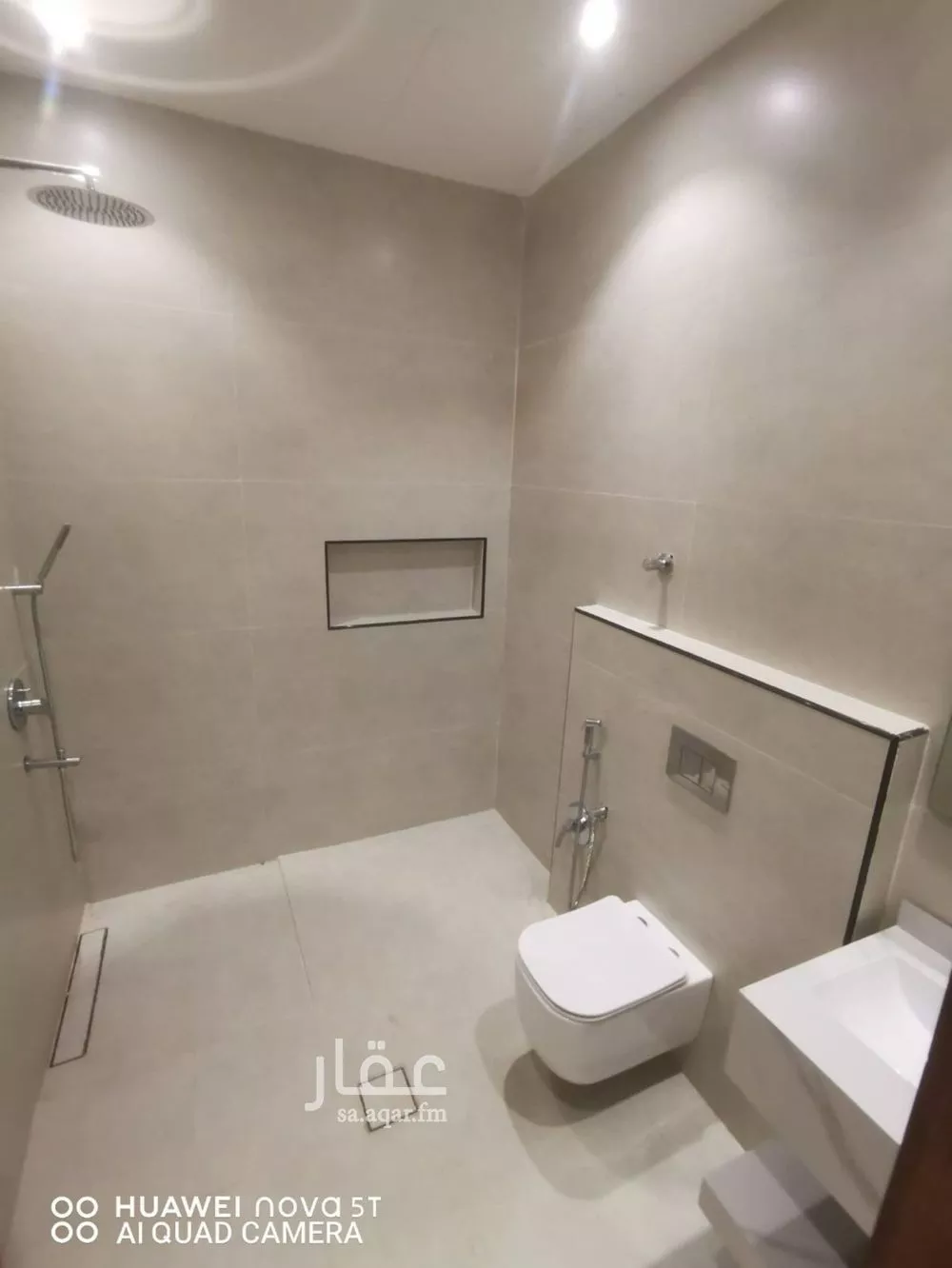 فيلا 4 غرف في الرمال 3