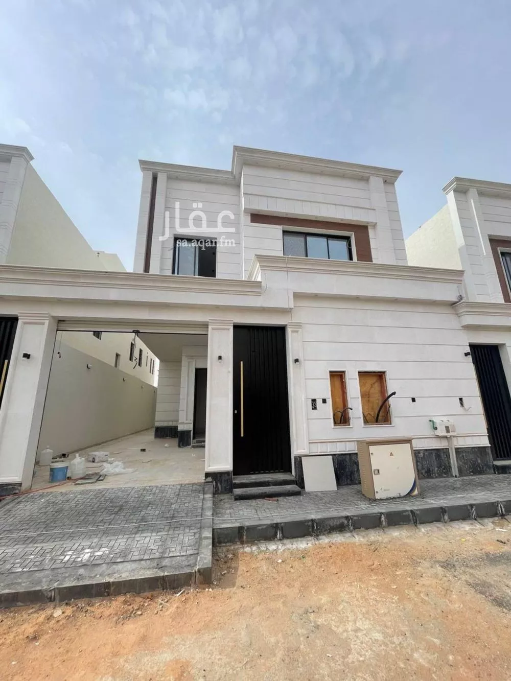 فيلا 5 غرف في الخليج 1