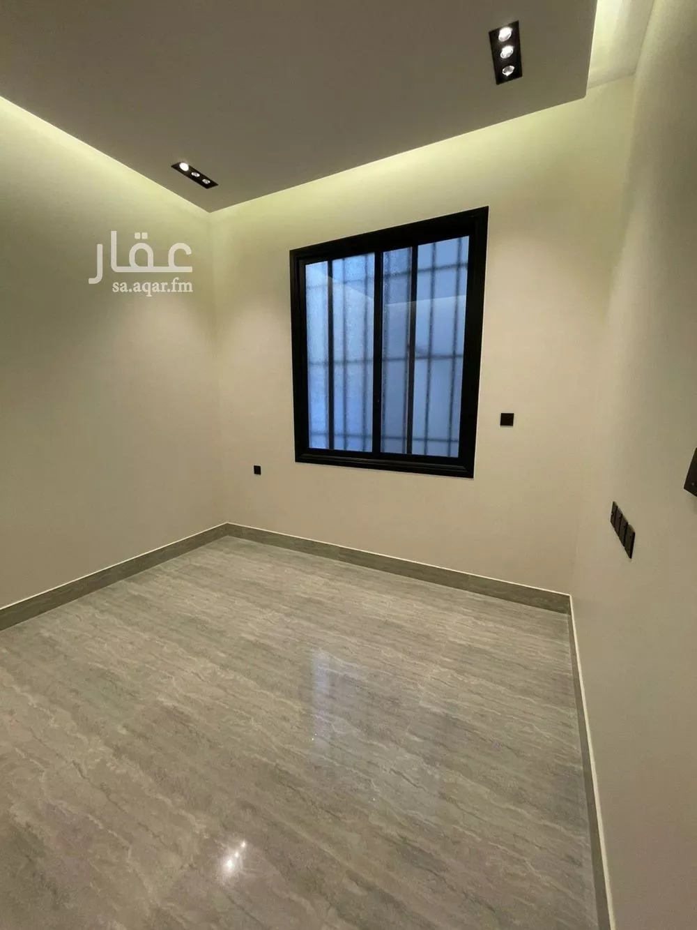 5 bedroom villa in Al Aridh 2