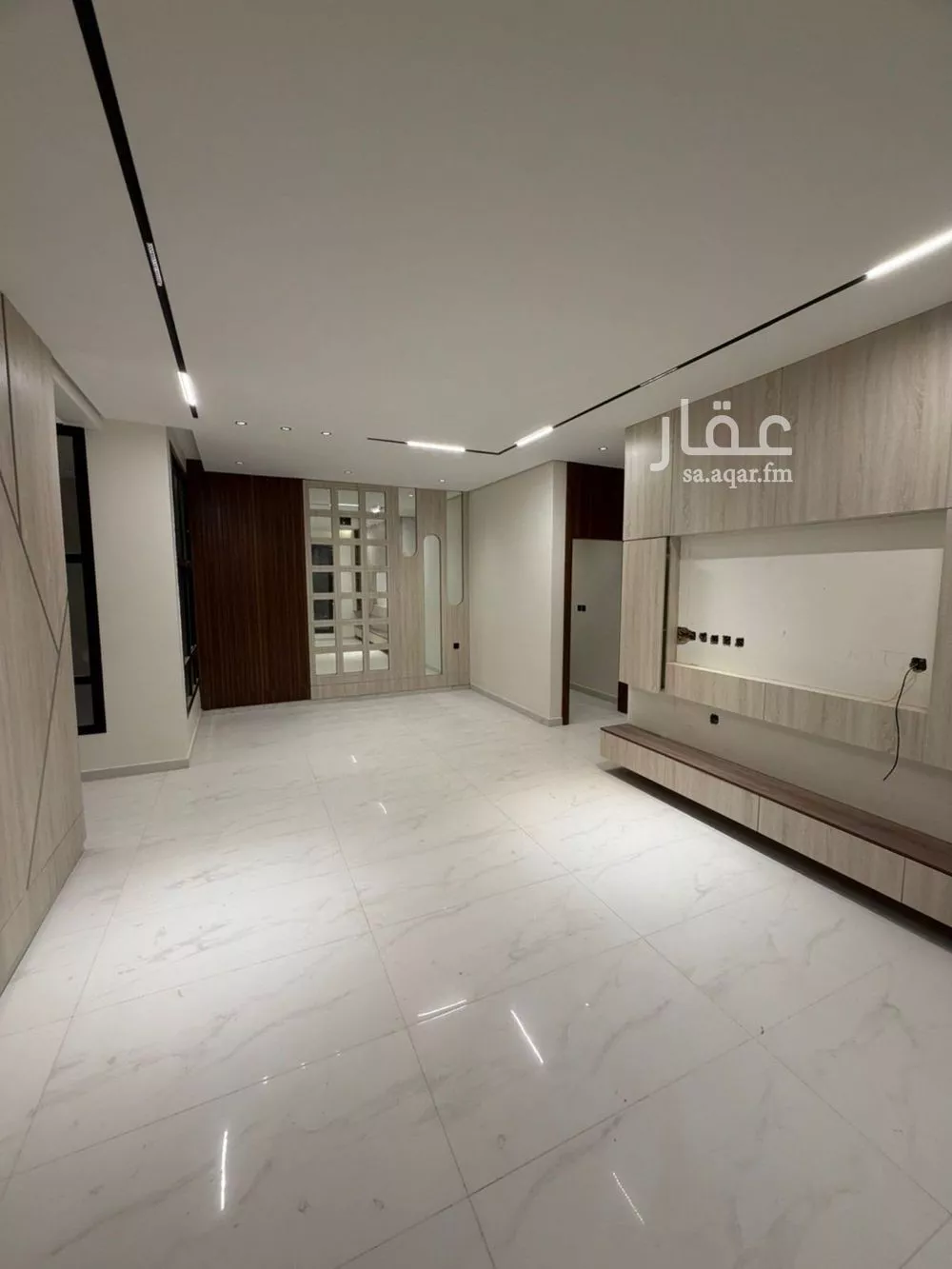 3 bedroom floor in Al Rimal 5