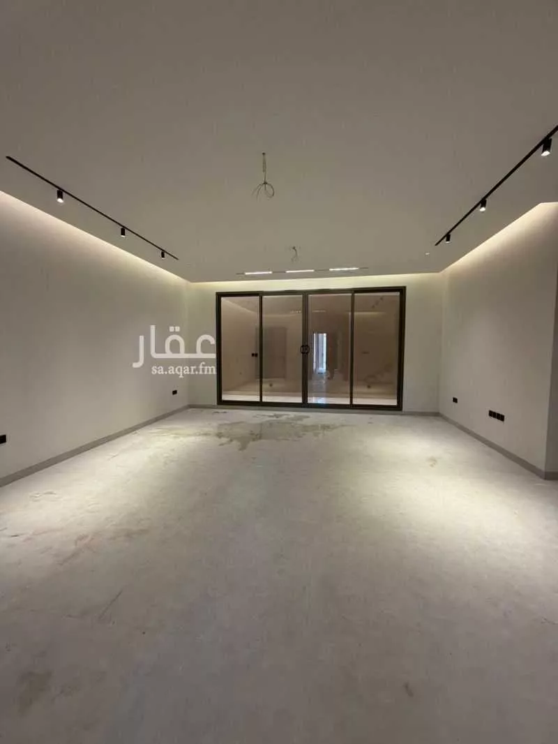 3 bedroom villa in Granada, Riyadh 11