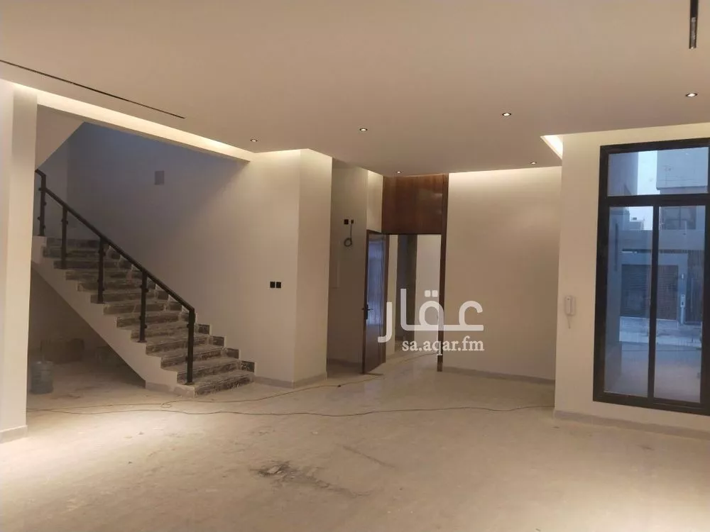 3 bedroom floor in Al Rimal 2