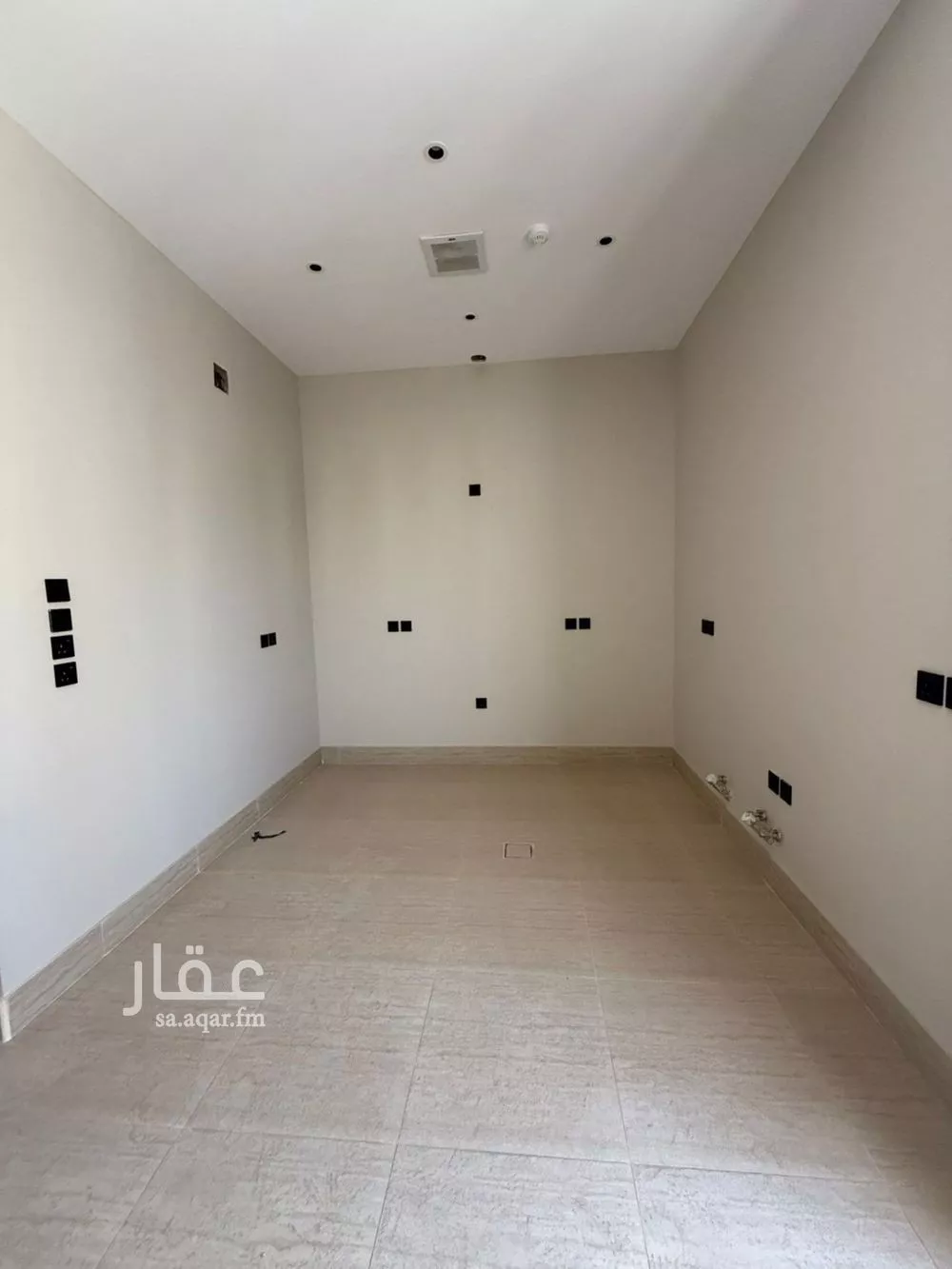 شقة 3 غرف في الرمال 3