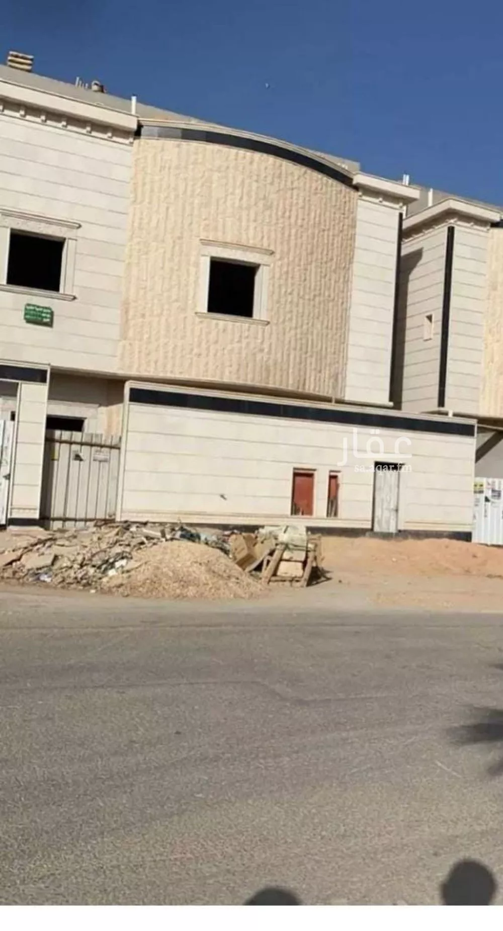 فيلا 5 غرف في لبن