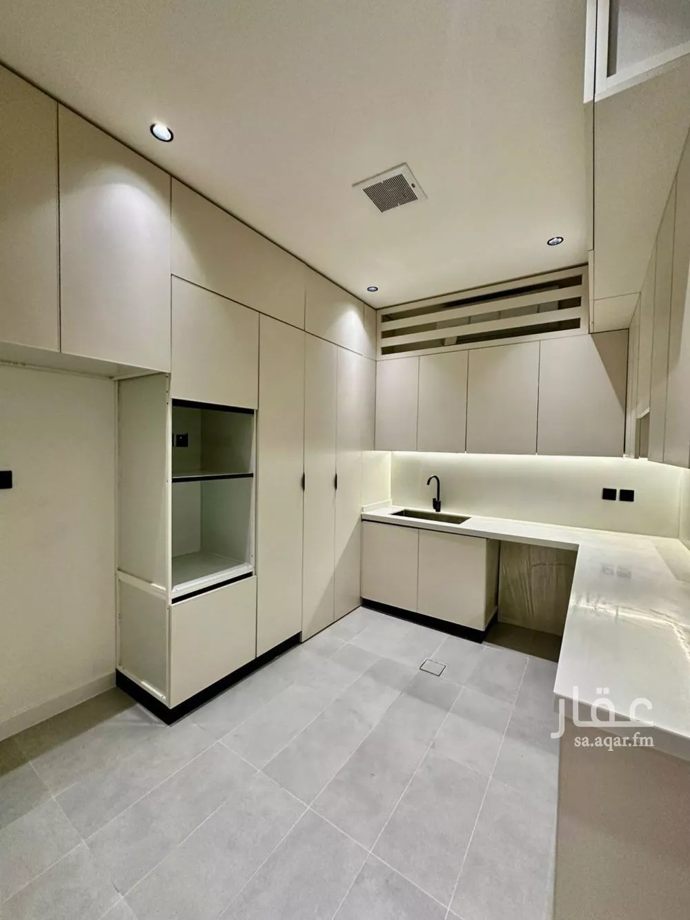 دور 5 غرف في النرجس 5