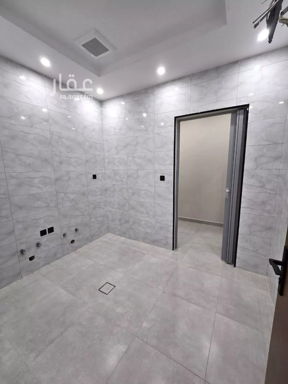 شقة 4 غرف في الصفا 4