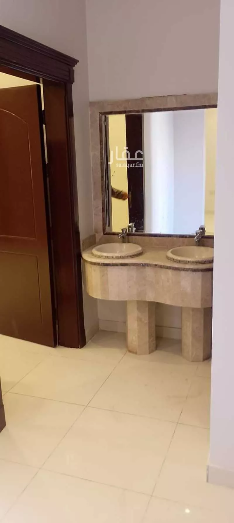 فيلا 5 غرف في العارض 5