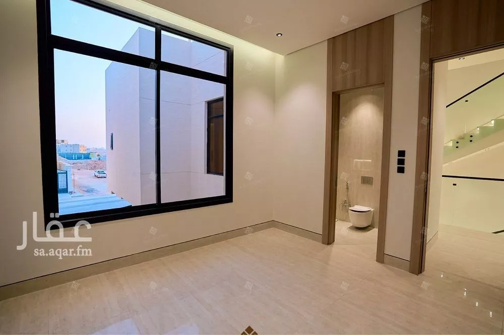 فيلا 6 غرف في المهدية 5