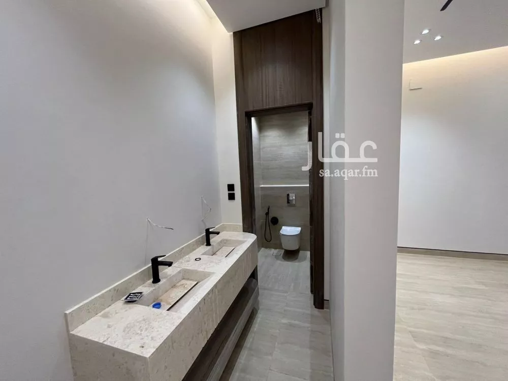 فيلا 5 غرف في المهدية 4