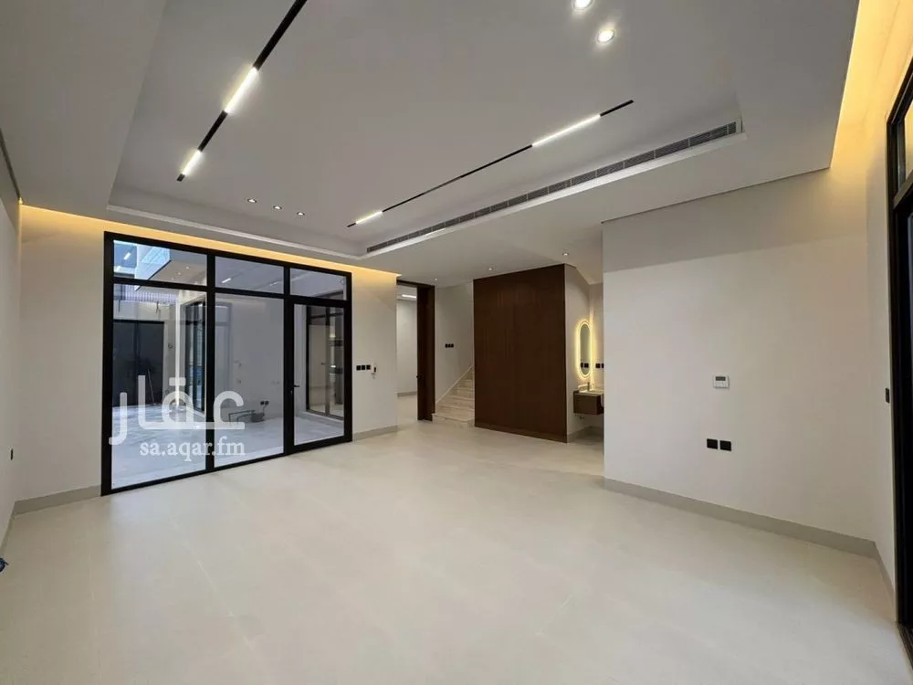 فيلا 5 غرف في المهدية 4