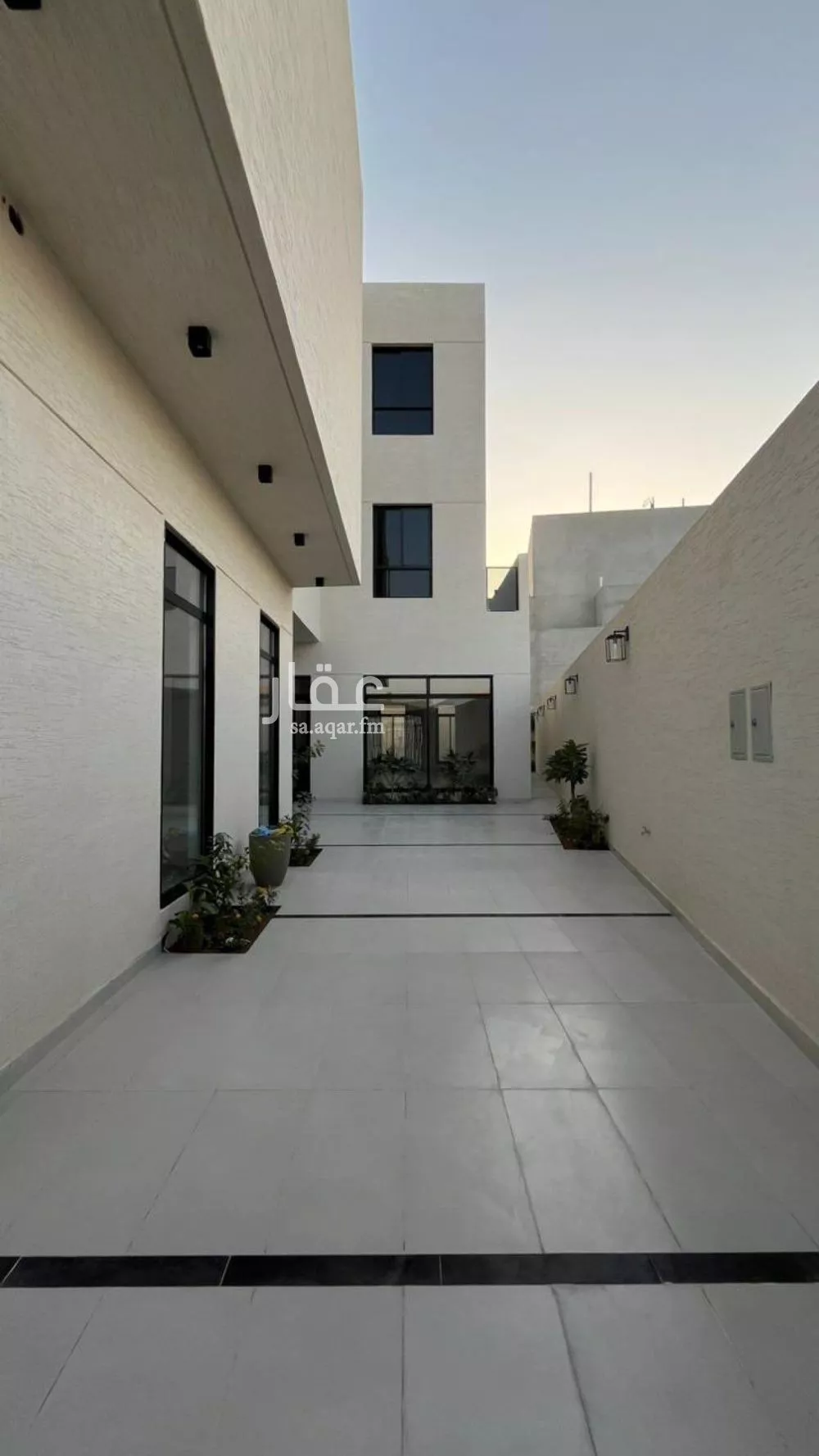 فيلا 5 غرف في المهدية 4