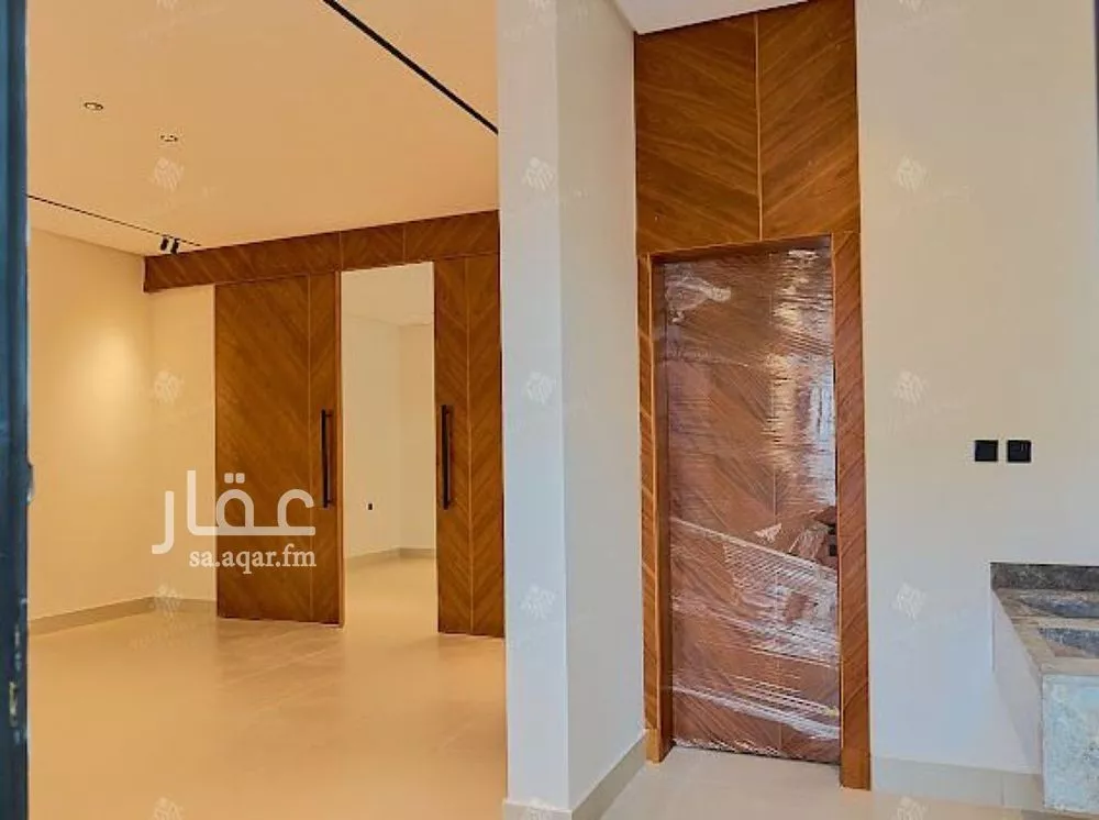 فيلا 6 غرف في المهدية 5