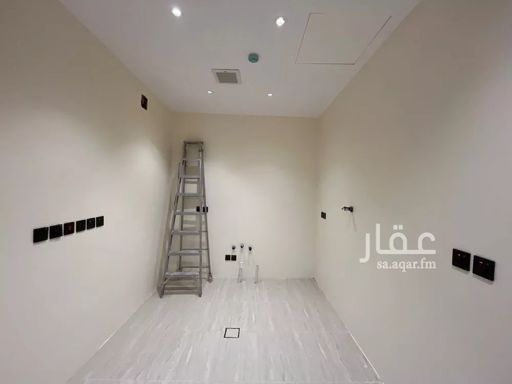 شقة 4 غرف في المهدية 5