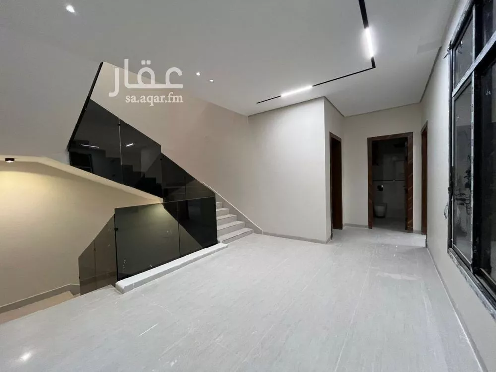 فيلا 5 غرف في المهدية 5