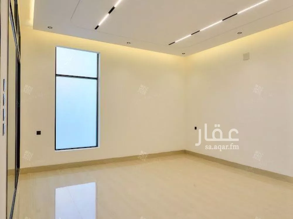 4 bedroom villa in Al Mahdiyyah 4