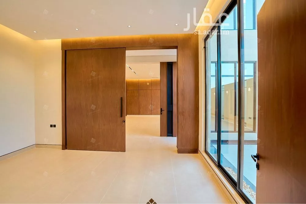 5 bedroom villa in Al Mahdiyyah 5