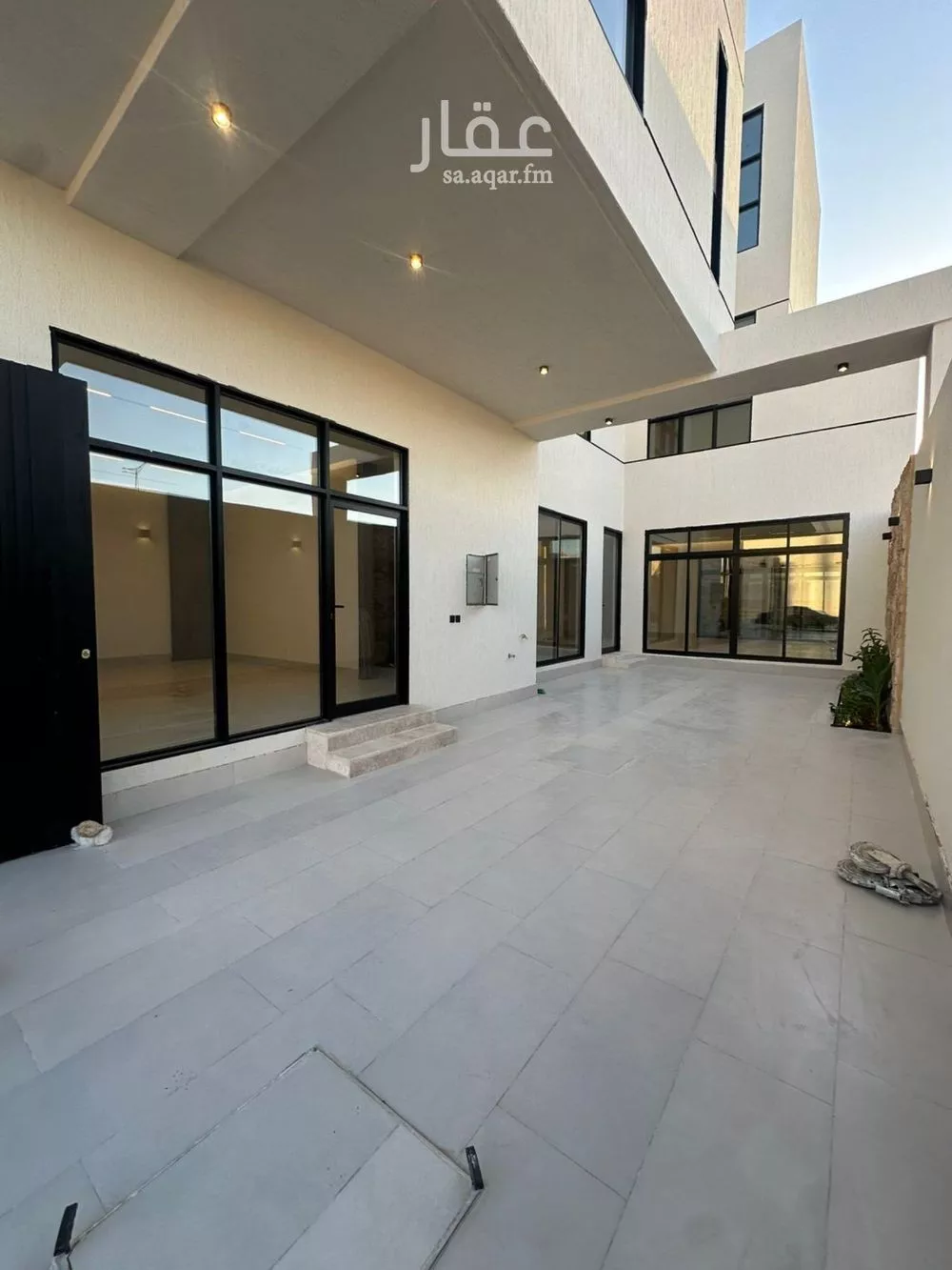 فيلا 3 غرف في المهدية 5