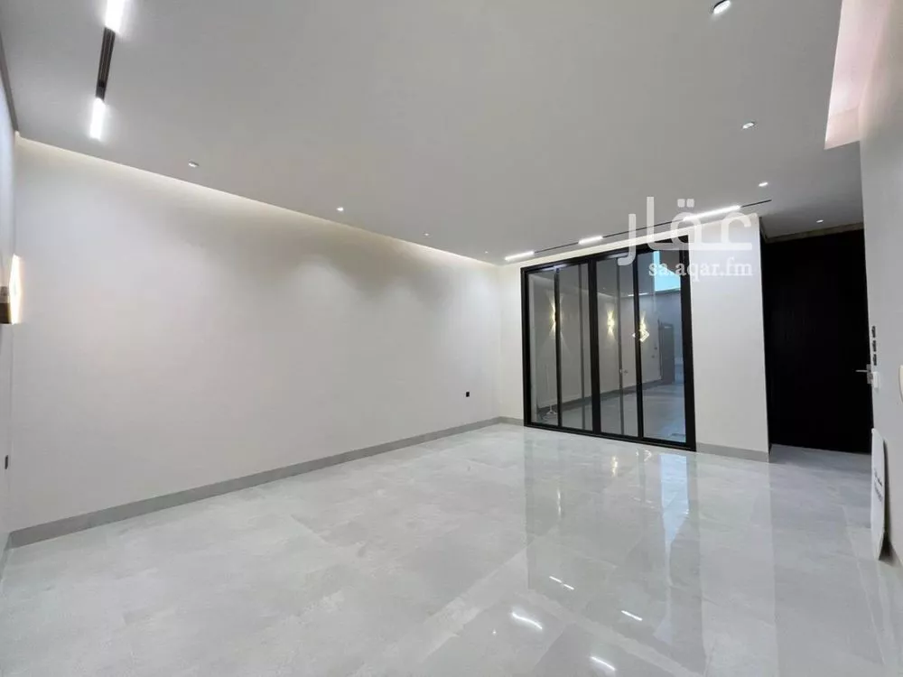 فيلا 6 غرف في المهدية 4