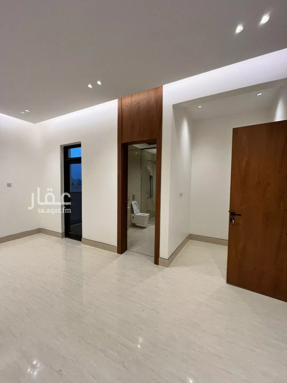 5 bedroom villa in Al Mahdiyyah 5