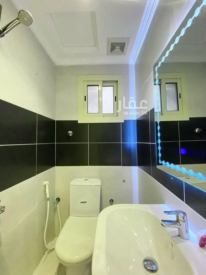 5 bedroom apartment in Al Zahra, Jeddah 9