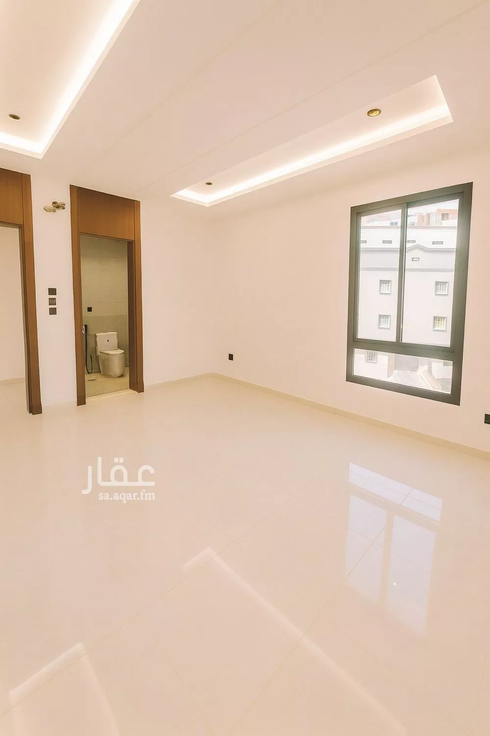 شقة 4 غرف في الريان 2