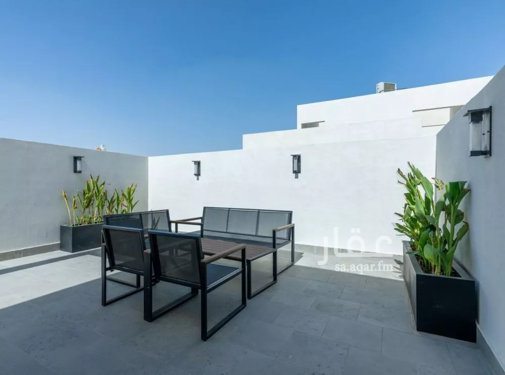 4 bedroom villa in Al Safa, Riyadh 5