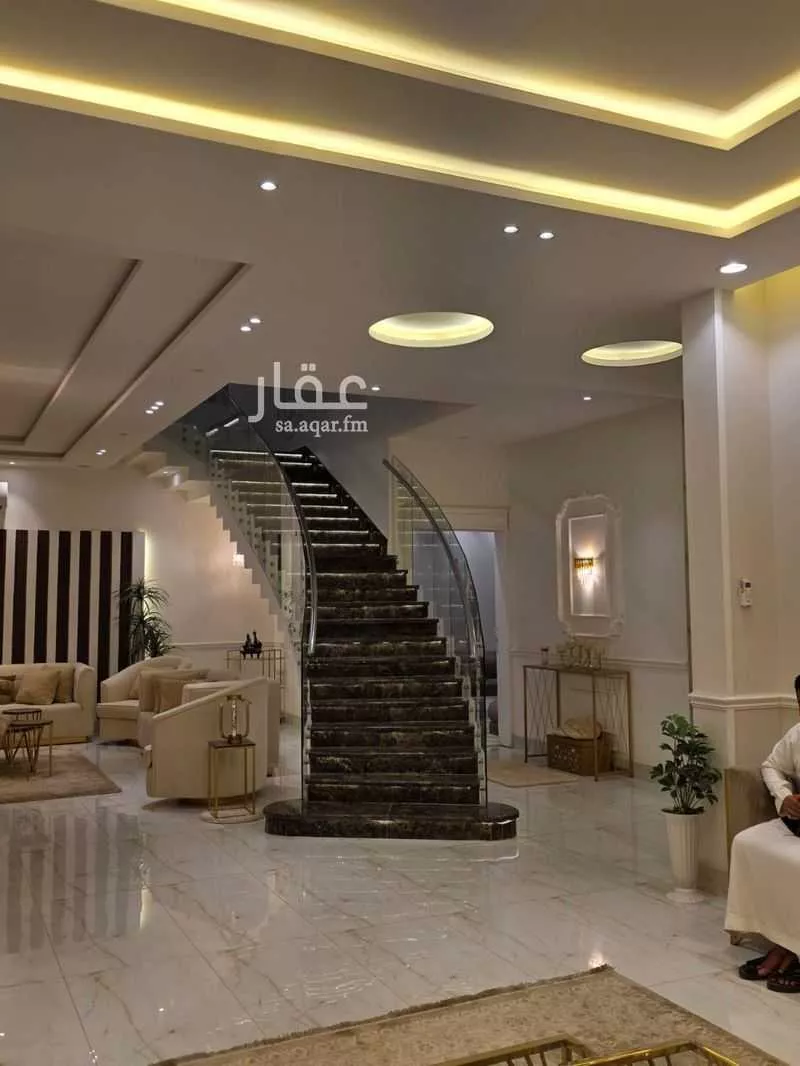 فيلا 13 غرف في الخليج 3