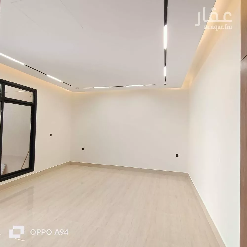 فيلا 6 غرف في النرجس 5