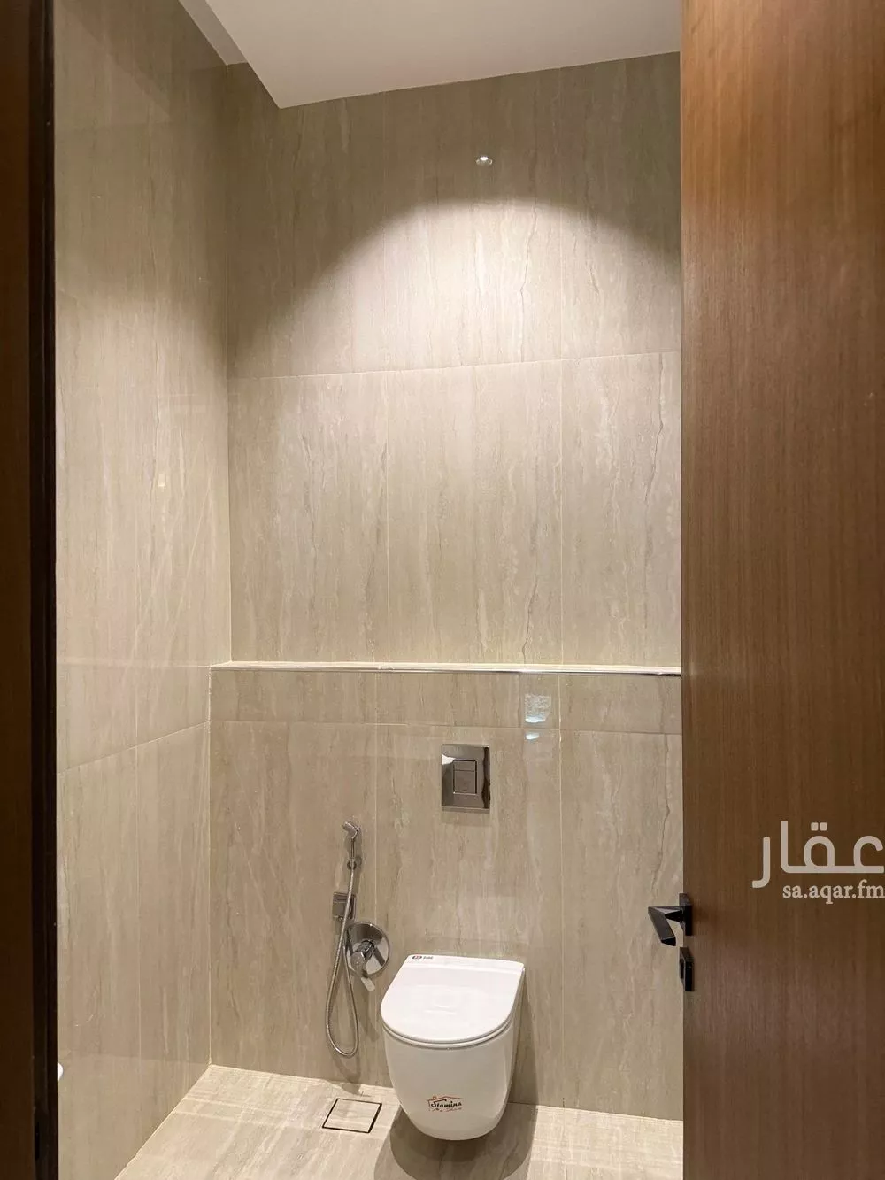 فيلا 6 غرف في النرجس 5