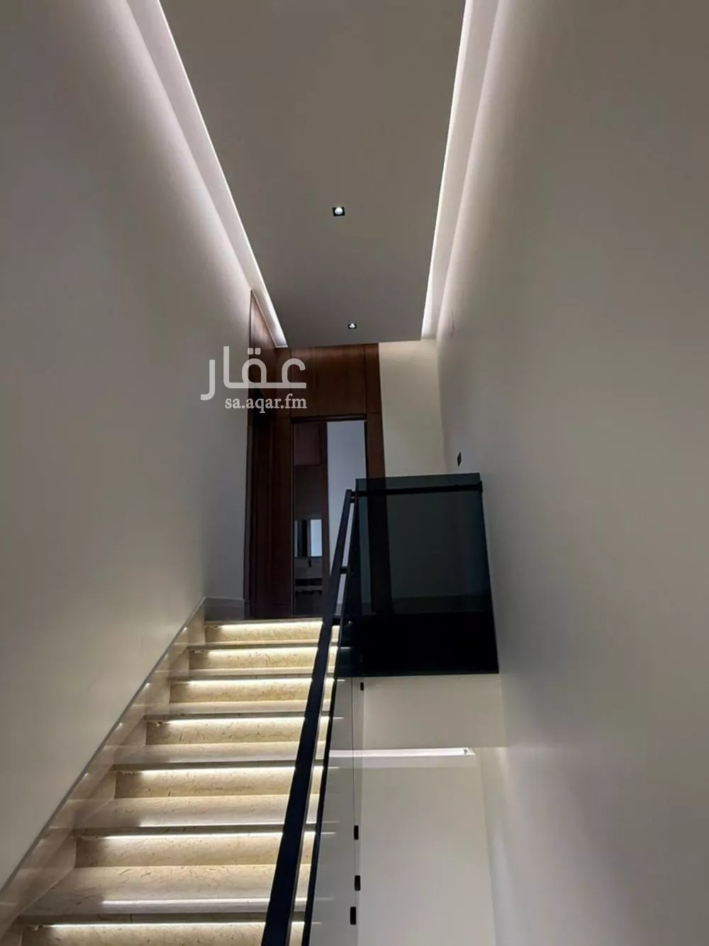 فيلا 6 غرف في النرجس 2