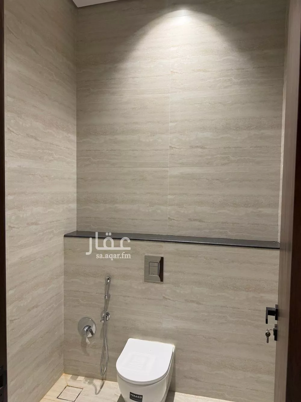 فيلا 6 غرف في النرجس 5