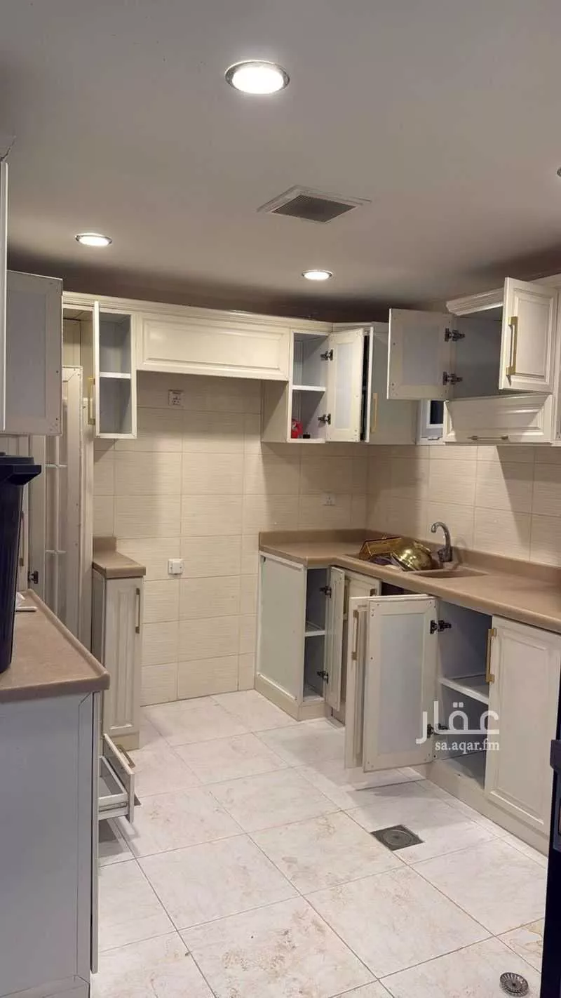 4 bedroom apartment in Al Fursan, Eastern Province 6
