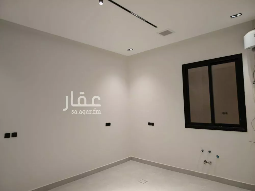 فيلا 6 غرف في الرمال 5