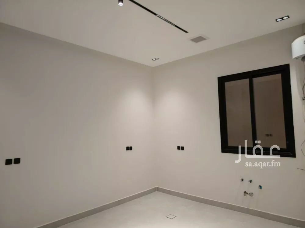 دور 6 غرف في الرمال 5