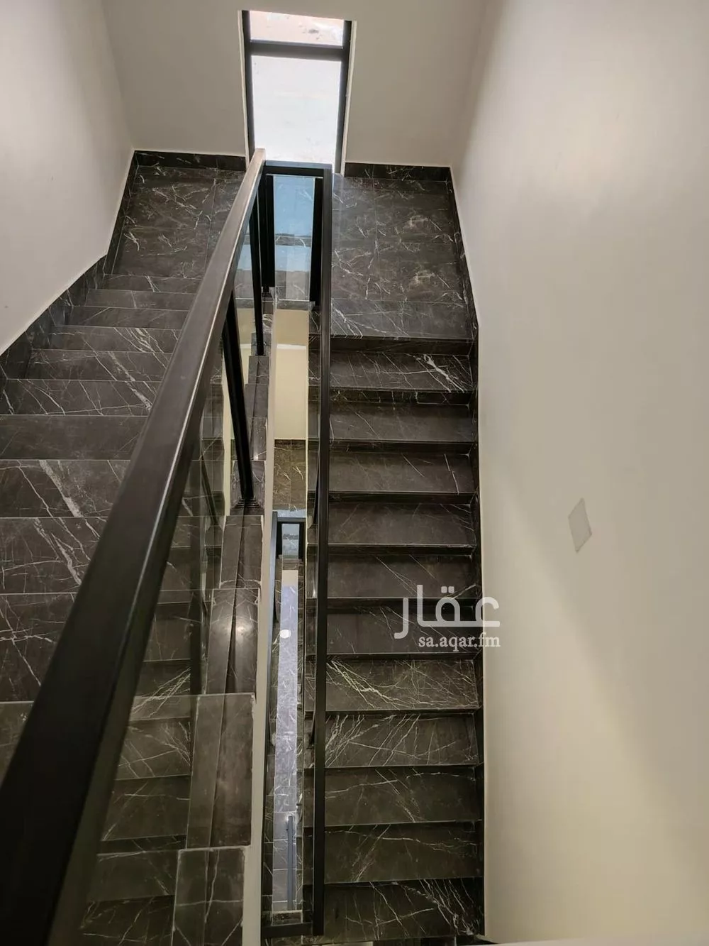 دور 6 غرف في الرمال 3