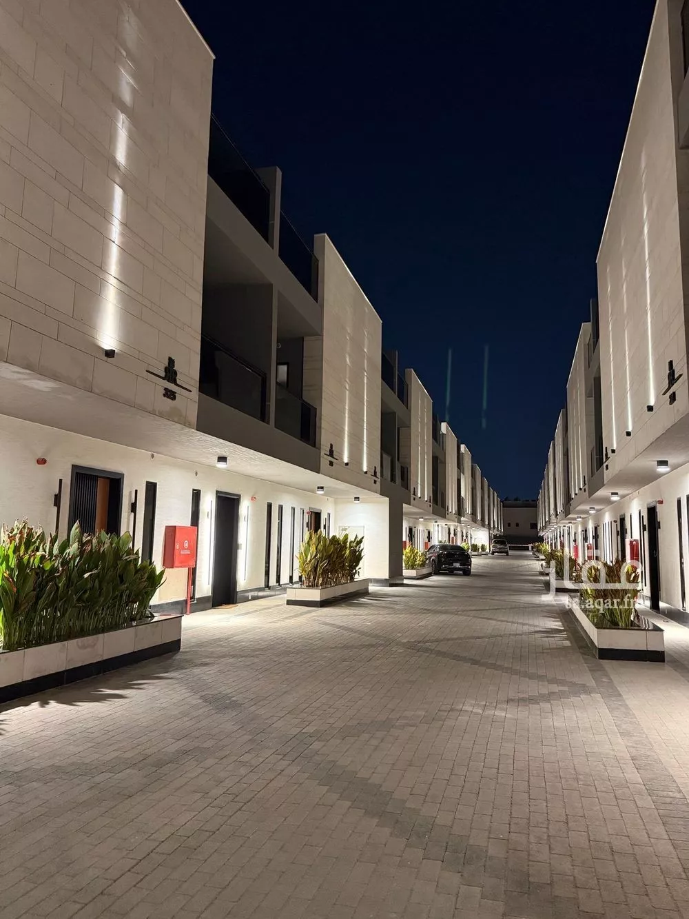 فيلا 5 غرف في العارض 1