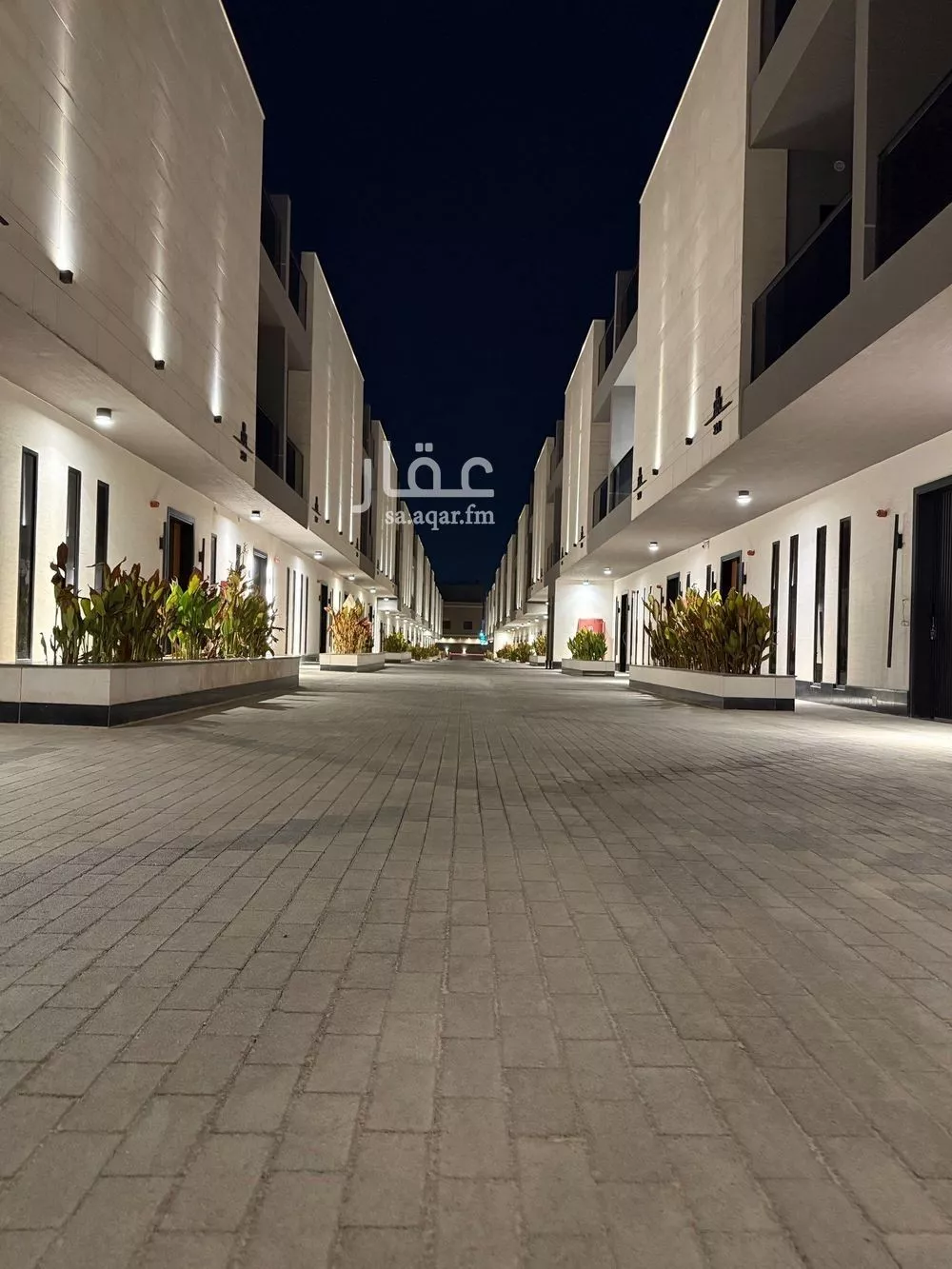 فيلا 5 غرف في العارض 1