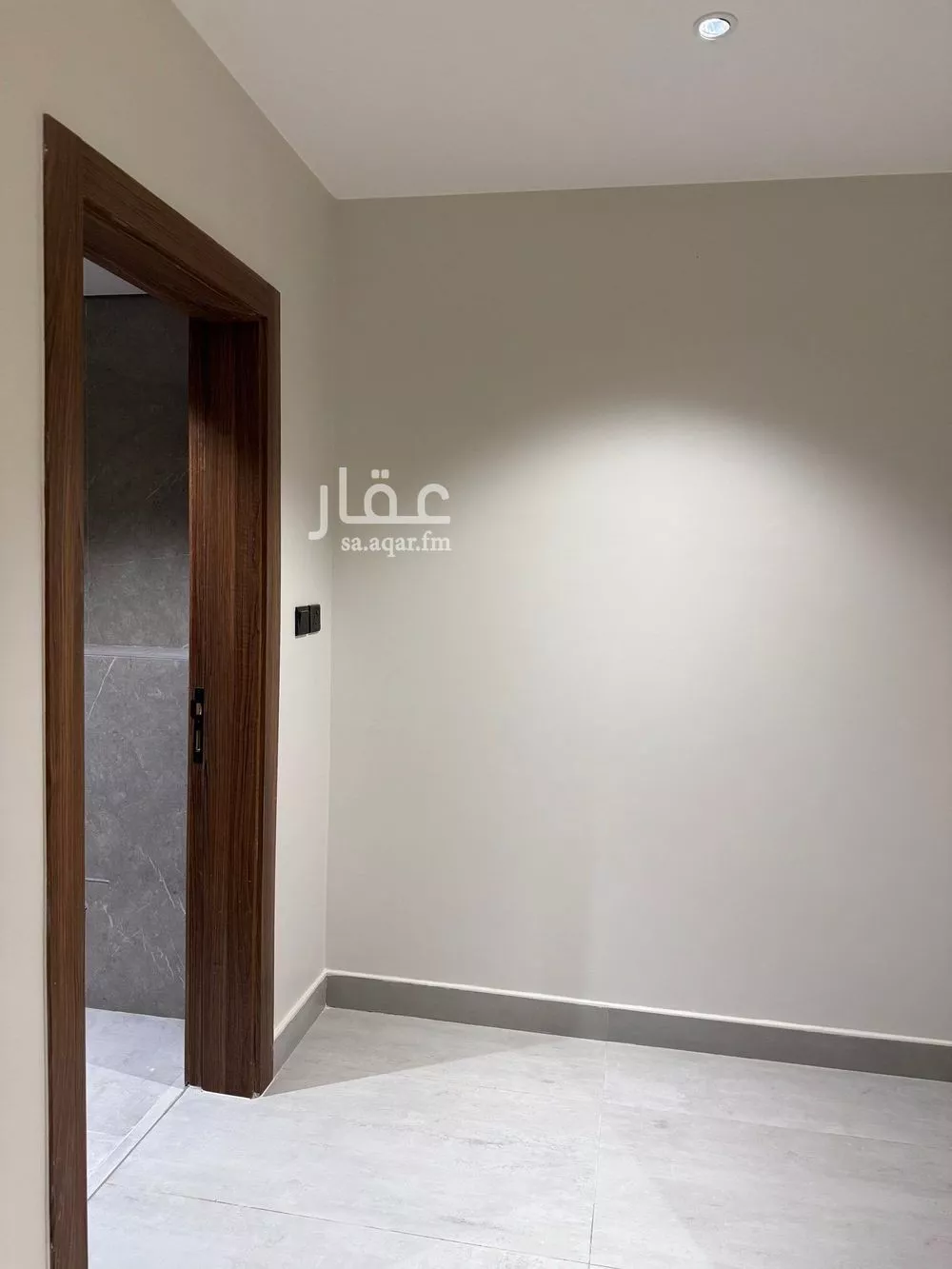 فيلا 5 غرف في العارض 5