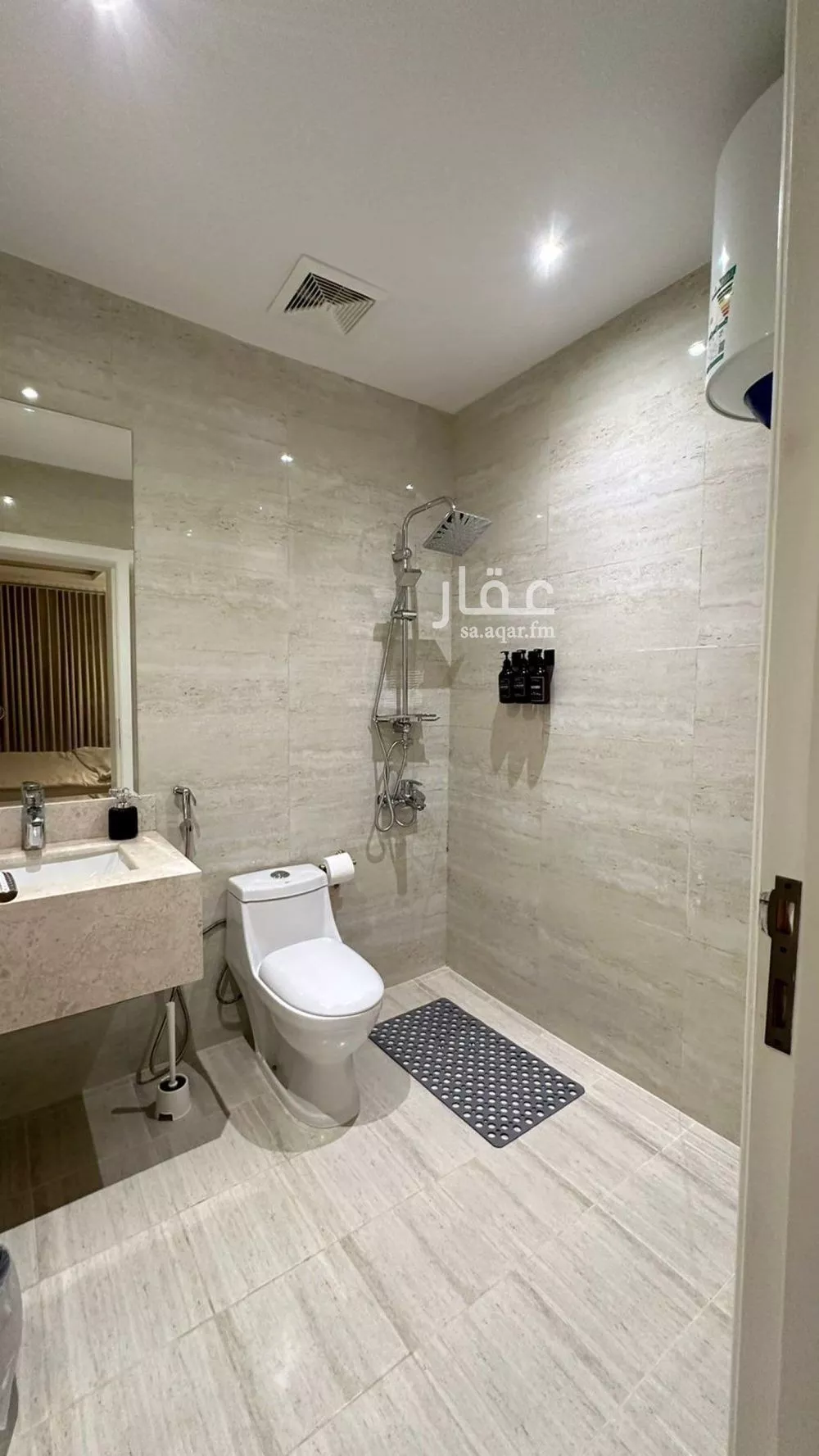 شقة 6 غرف في الشعلة 4