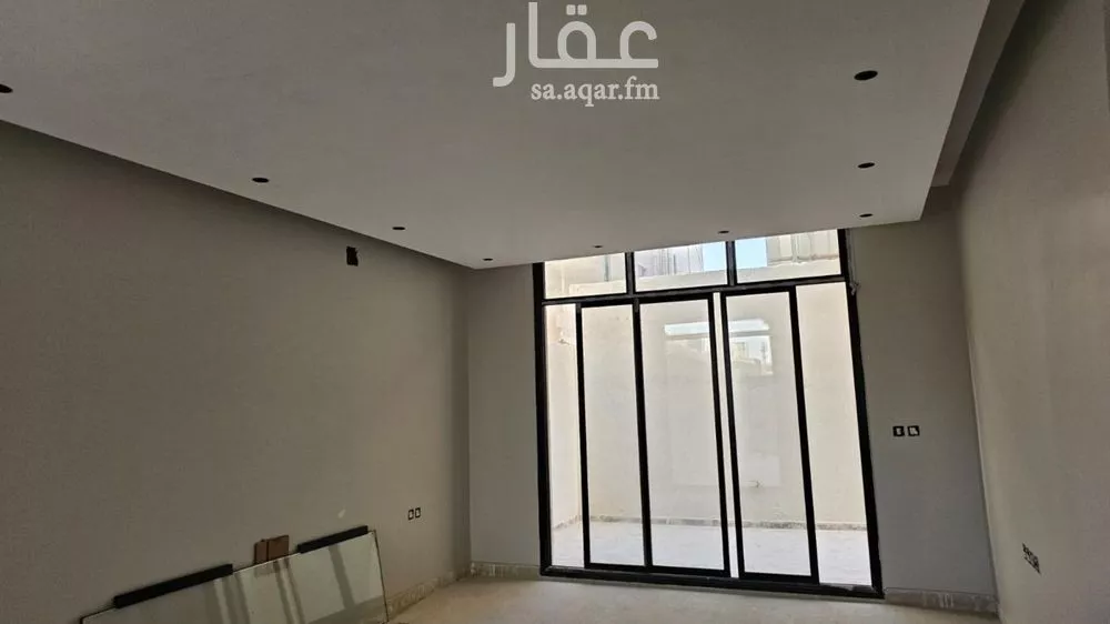 فيلا 5 غرف في الملك فيصل 3